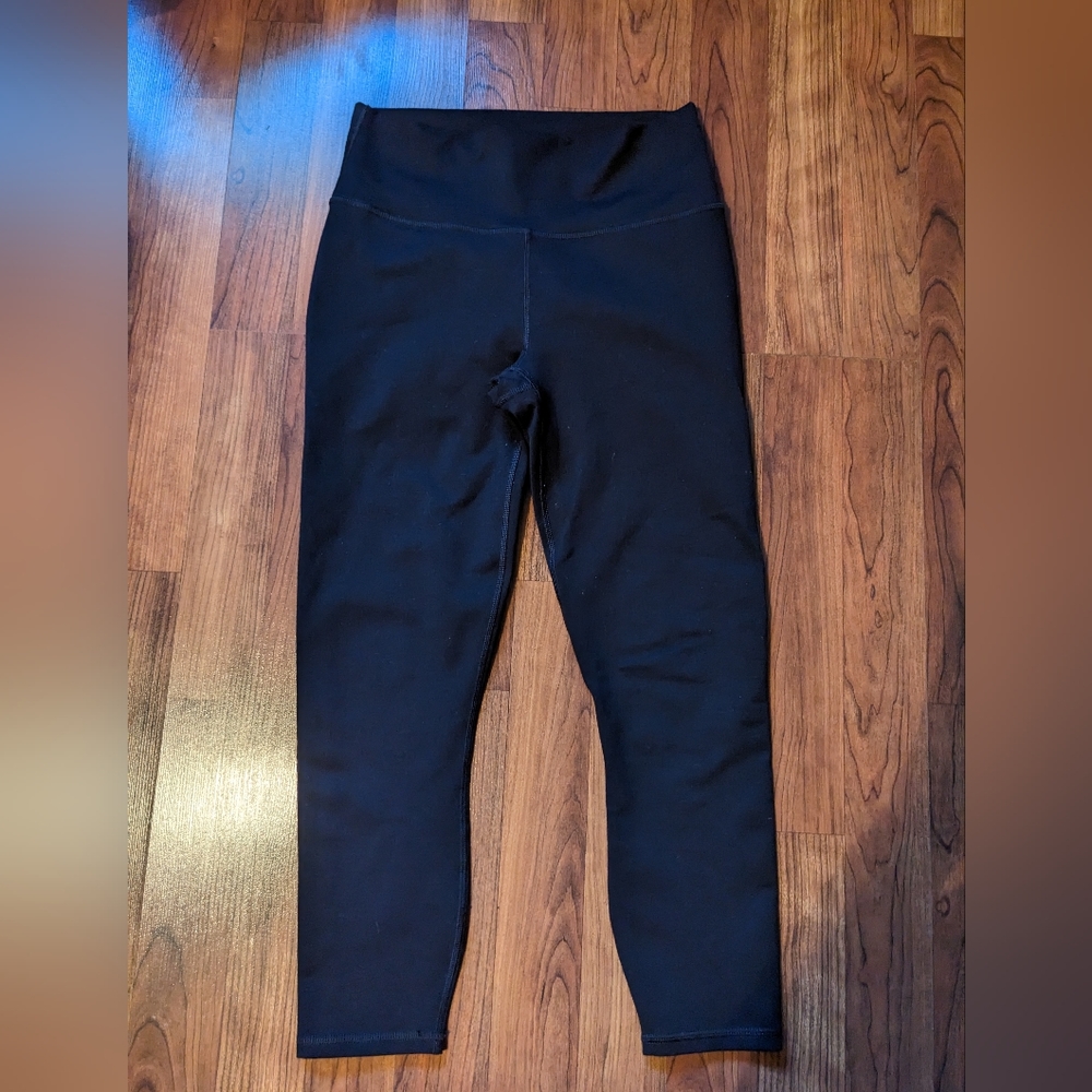 Define Powerhold Leggings